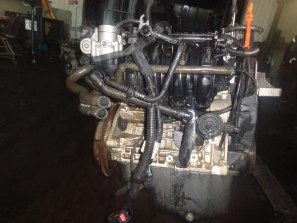 MOTEUR VW/ SEAT 1.4 ESSENCE  - Vue 4